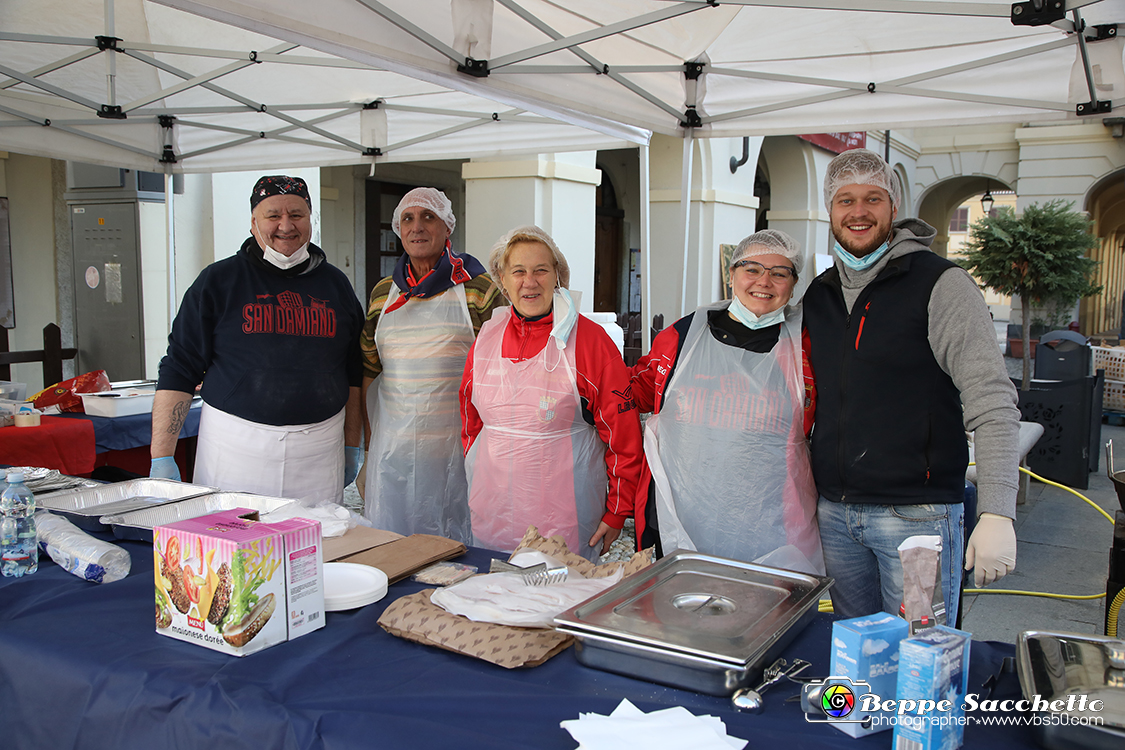 VBS_5635 - 10.ma Fiera Nazionale del Tartufo e Fiera dei Santi.jpg